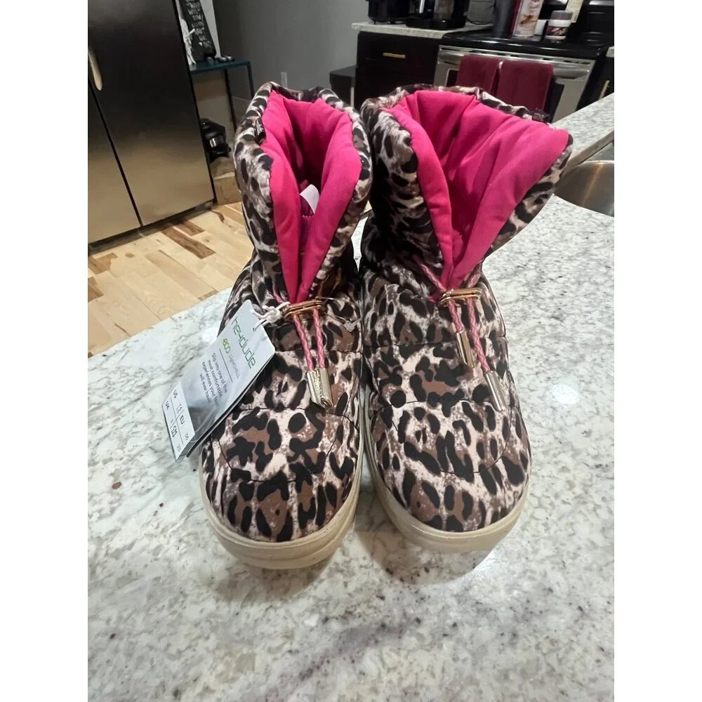 Hey Dude Girl's Margot Youth  Boots NWT - Size‎ 4Y/5Y